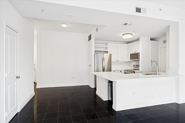 Building Photo - 3505 Sage Rd