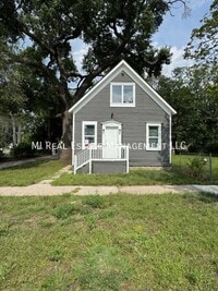 Building Photo - 634 Catawba Ave