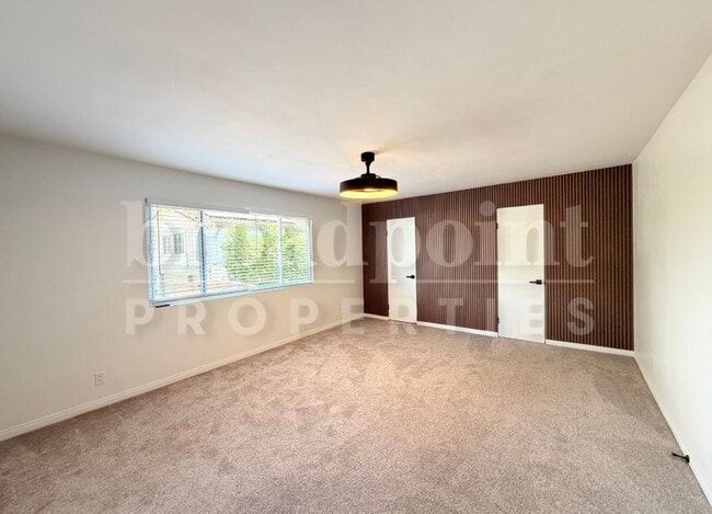 Building Photo - 203 Chapalita Dr