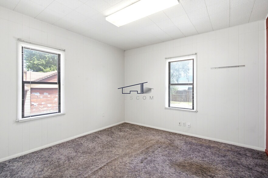 Building Photo - 1718 W 3300 S