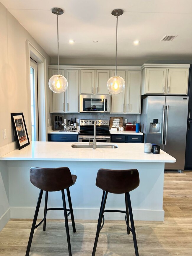 Building Photo - 2501 Bienville Blvd