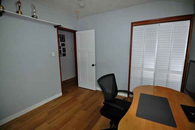 Building Photo - 4 Bedroom Pool Home for Rent in Woodland H...