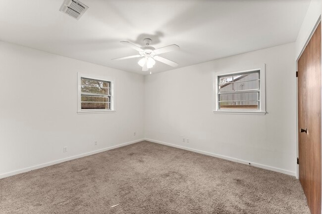 Building Photo - 26789 Hanna Rd