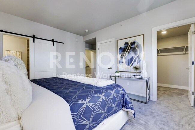 Building Photo - Prime Luxury Berkeley Townhouse with Rooftop Deck AVAILABLE NOW