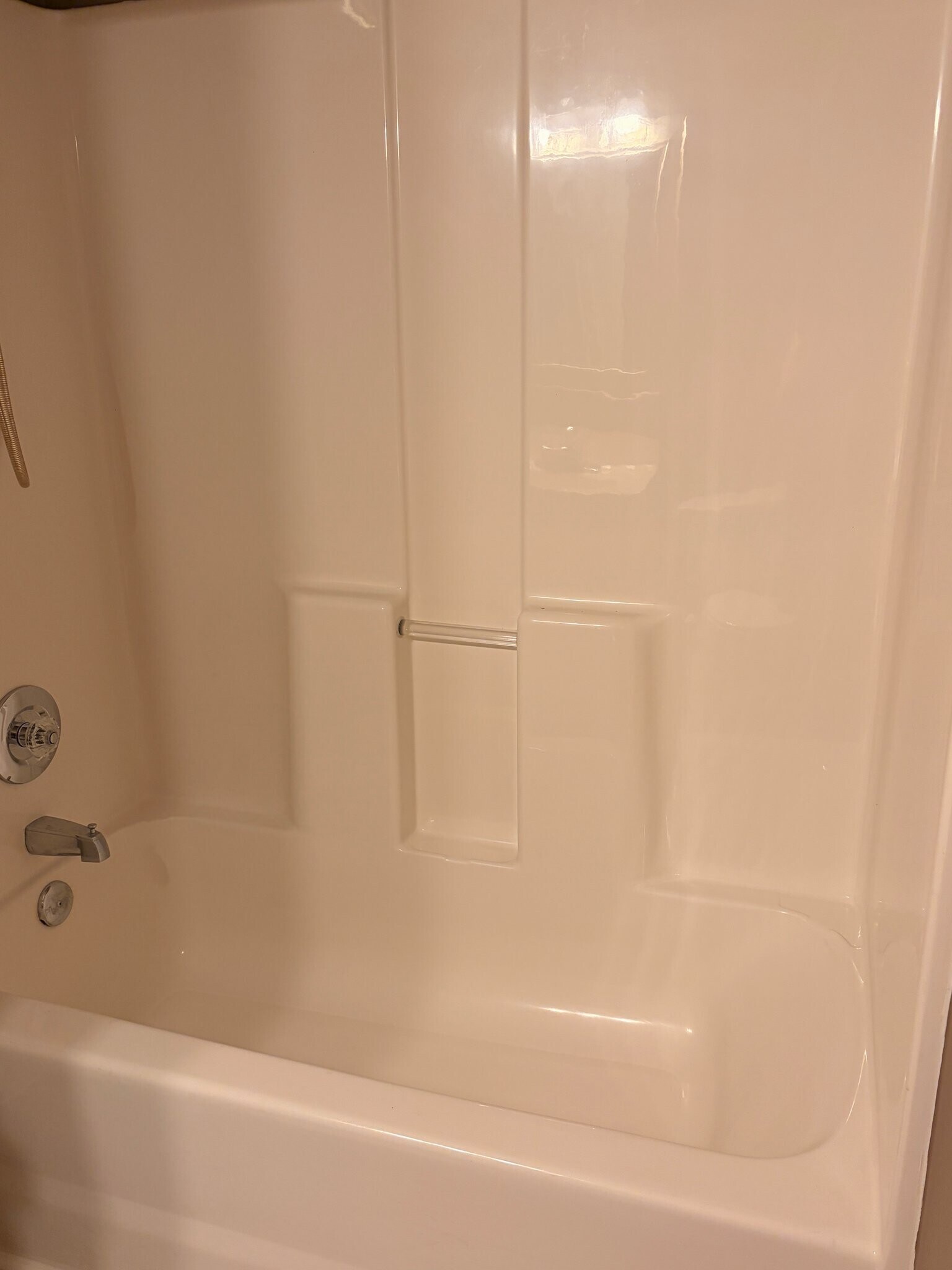 Building Photo - 631 Mill Pond Ct