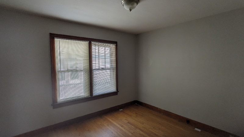 Building Photo - 524 S Hardy Ave