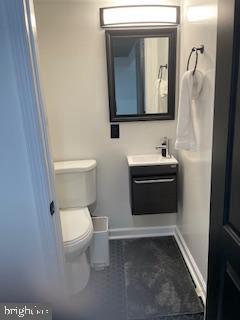 Building Photo - 7647 Summerhill Ct