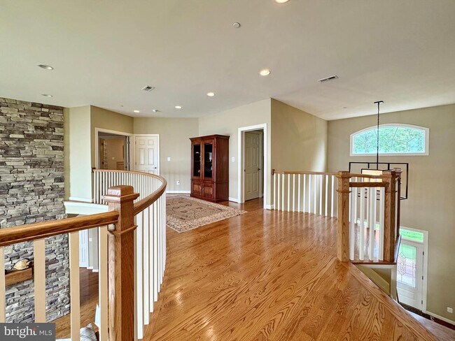 Building Photo - 11660 Bachelors Hope Ct