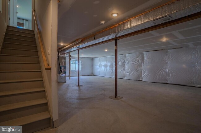 Building Photo - 79 Spatterdock Rd