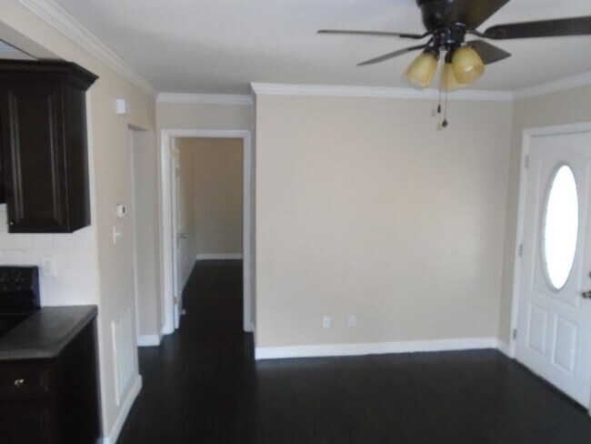 Building Photo - 4325 Pine Meadow Dr