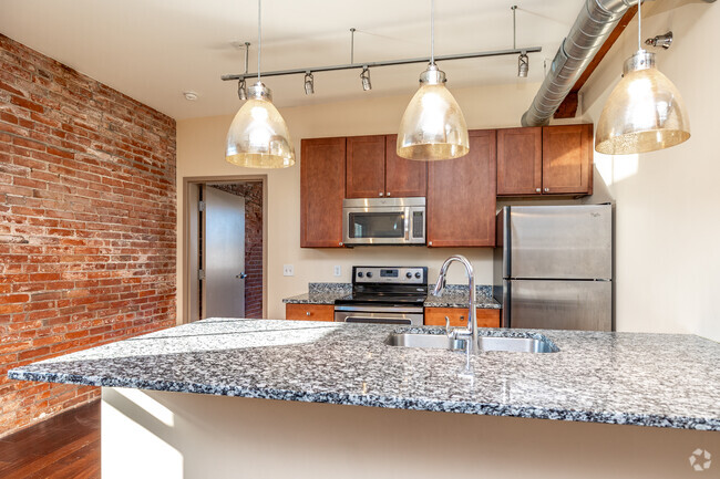 2BR, 1BA - Kitchen - Market Lofts in the Heart of Downtown Dave...