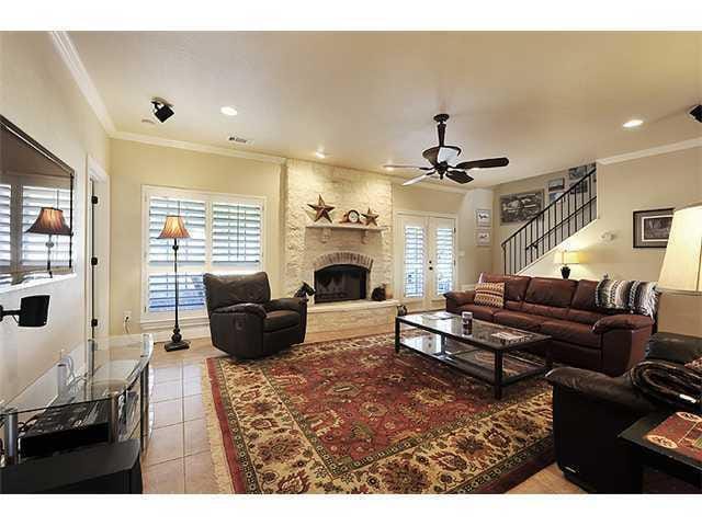 Building Photo - 644 Newport Dr