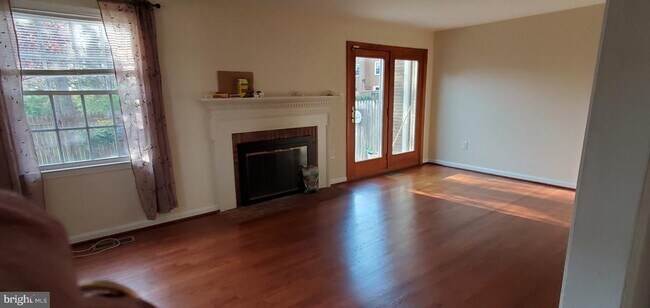 Building Photo - 5266 Leestone Ct