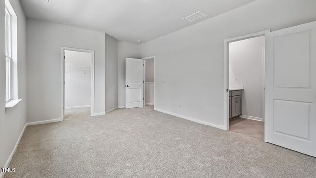Building Photo - 2241 Horton Pk Dr