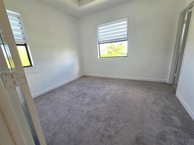 Building Photo - 11768 SW 247th Ter