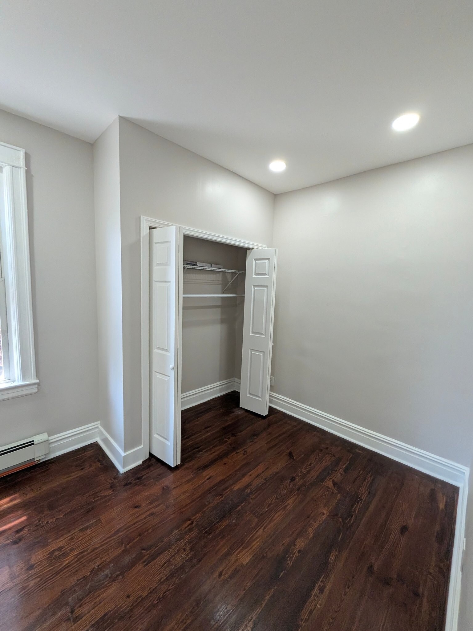 Building Photo - 295 Avenue B