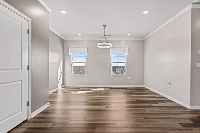 Building Photo - 507 Brushford Ln