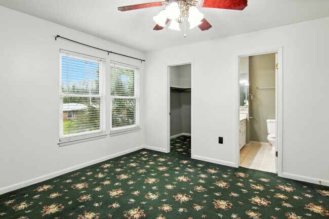 Building Photo - 24 Cinderella Ln NW