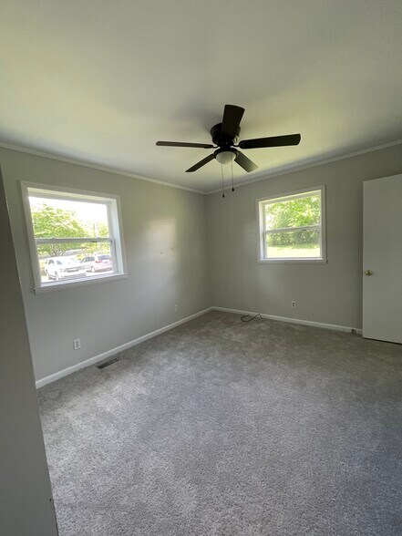 Bedroom - 512 Madison Ave