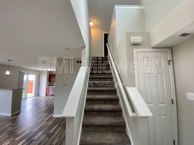 Building Photo - 8014 Harshaw Dr