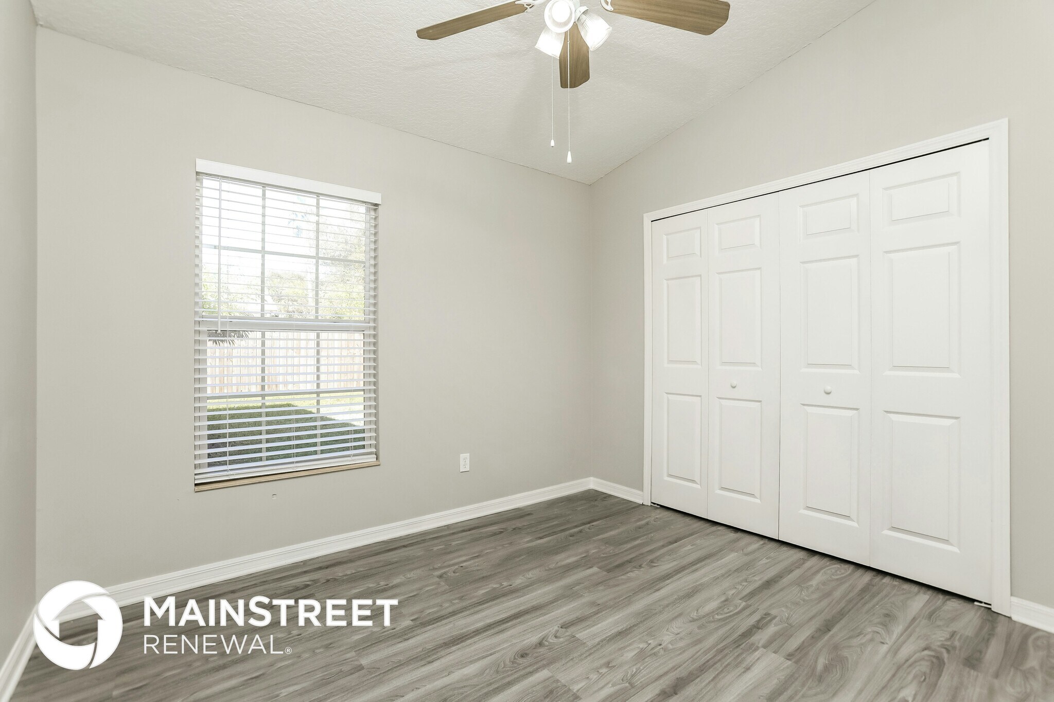 Building Photo - 9888 Balmoral Cir
