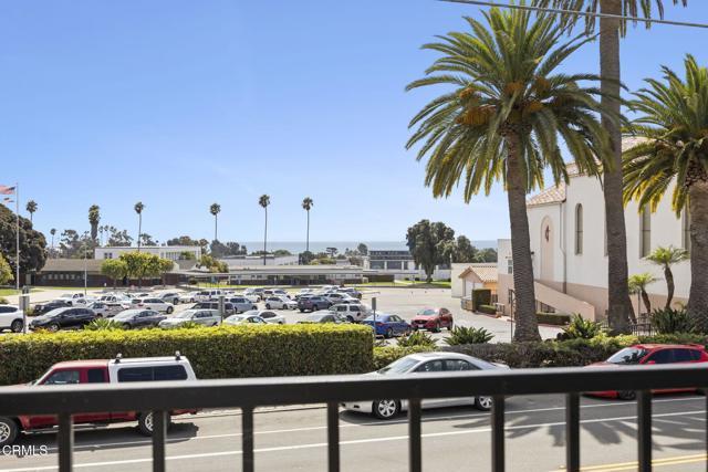Building Photo - 1381 E Santa Clara St