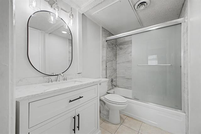 Building Photo - 8095 Meadow Rd