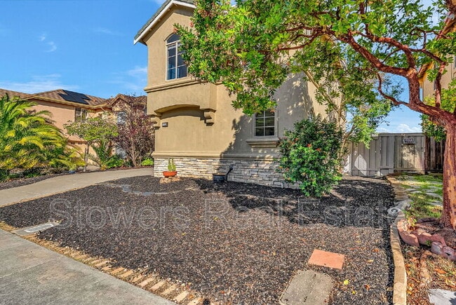 Building Photo - 6044 Claret Ct