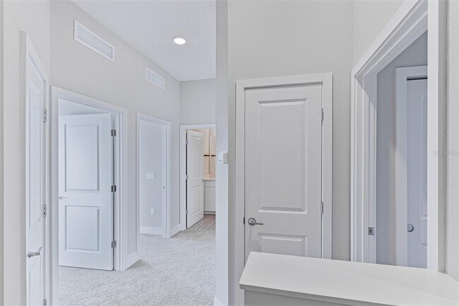 Building Photo - 1800 Houston St