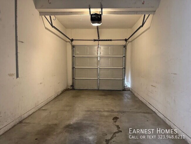 Building Photo - 20000 Plum Canyon Rd