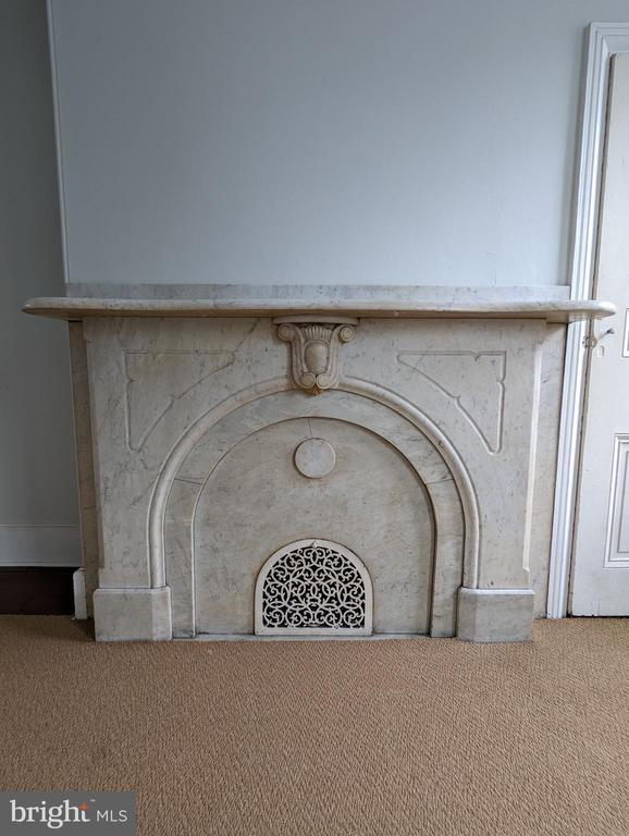 Building Photo - 1213 Shackamaxon St