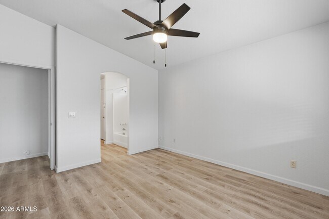 Building Photo - 8811 N 5th St