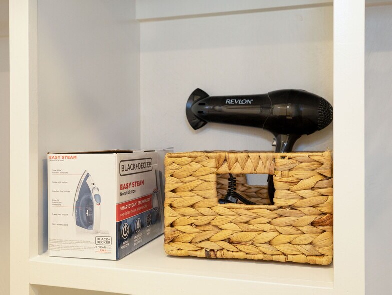 Building Photo - 1 Central Sq