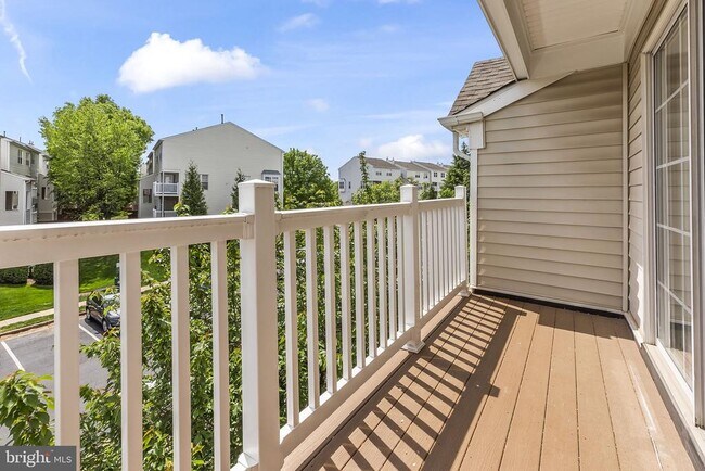 Building Photo - 45490 Whistling Terrace