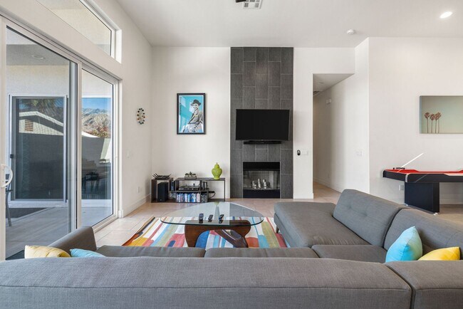 Building Photo - Pool Home in La Quinta Cove