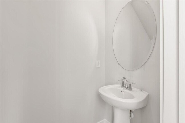 Building Photo - 437 Parish Farms Dr