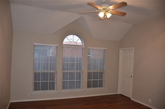 Building Photo - 4722 Park Bend Dr