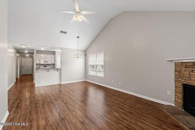 Building Photo - 443 Northrop Pl