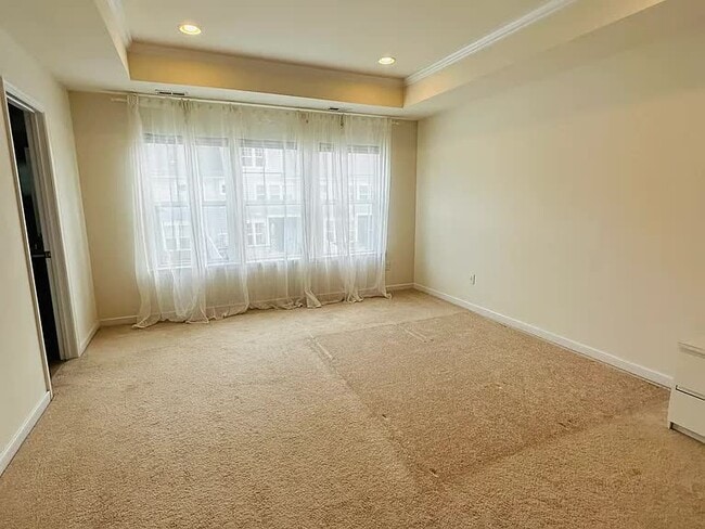 Building Photo - 5604 Benoni Ct