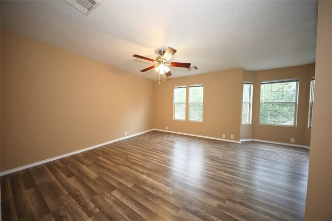 Building Photo - 18851 Sandelford Dr