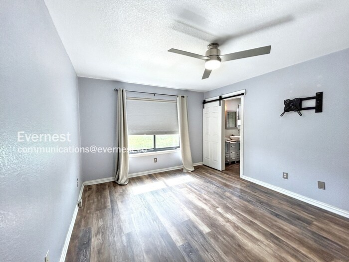 Building Photo - 107 Blue Ridge Trail