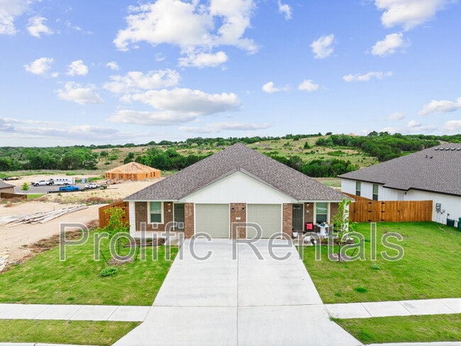 Building Photo - 117 Leon Ln