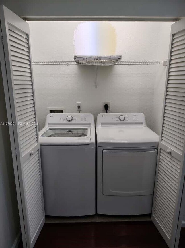 Building Photo - 21207 NW 14th Pl