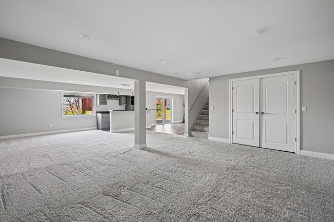 Building Photo - 3947 Buckhill Dr