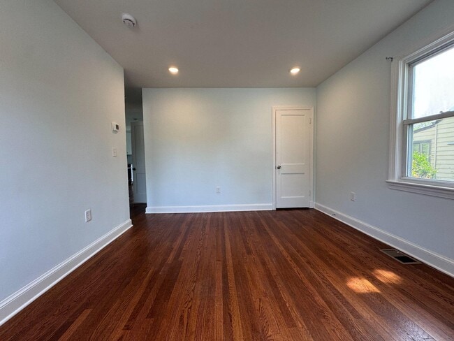 Building Photo - 9405 Rhode Island Ave