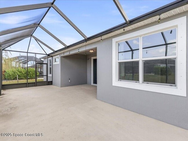 Building Photo - 7921 Mocan Ct