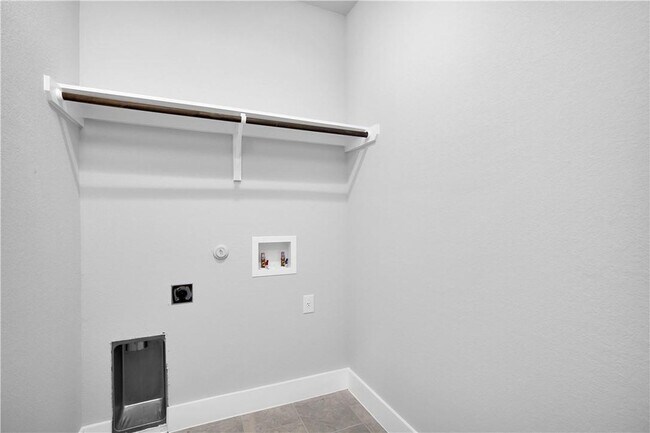 Building Photo - 9708 Evening Canopy Dr