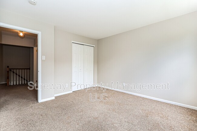Building Photo - 4406 Aberdeen Ln