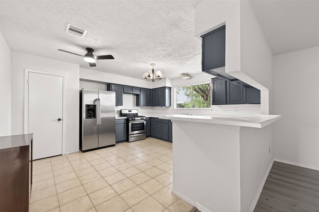 Building Photo - Beechbend Drive, Missouri City, TX 77489 - 4 BR 2.5 BA single-family home