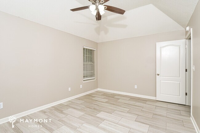 Building Photo - 1413 Marhill Cove